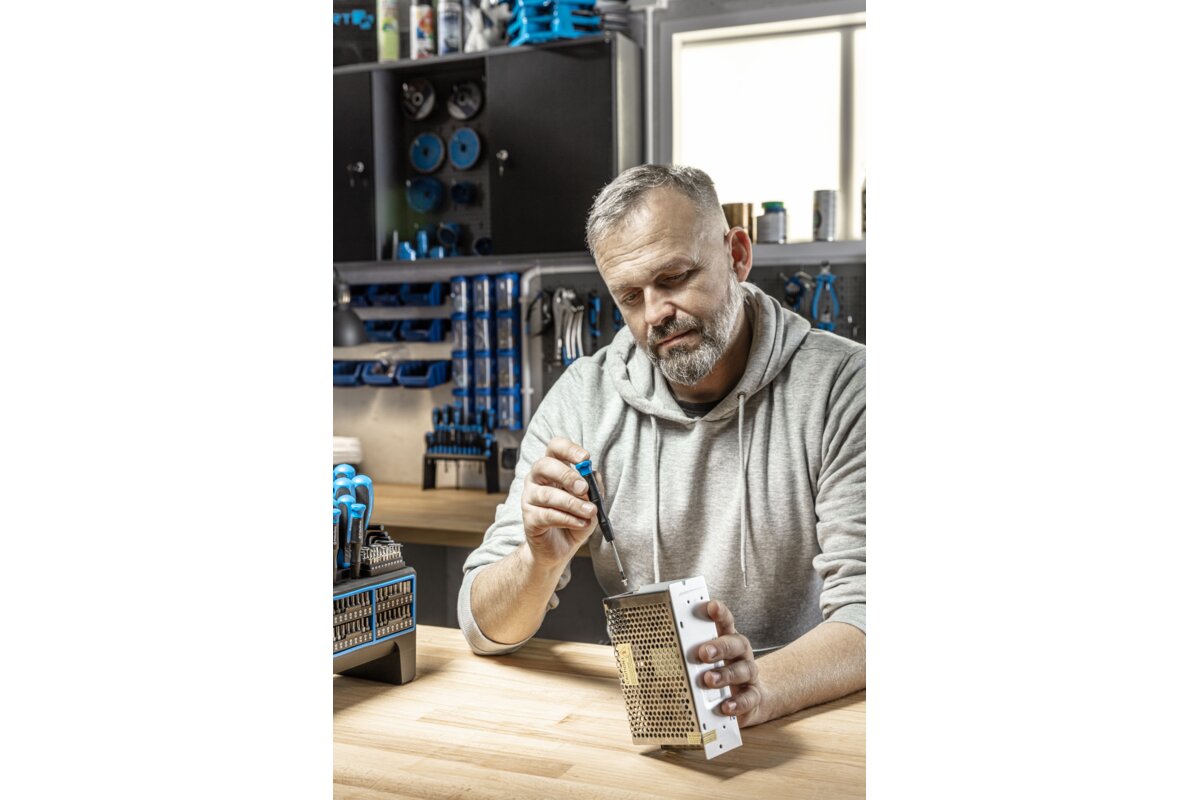 HT1S099 - HT1S099_Zestaw wkretakow i koncowek wkretakowych.jpg